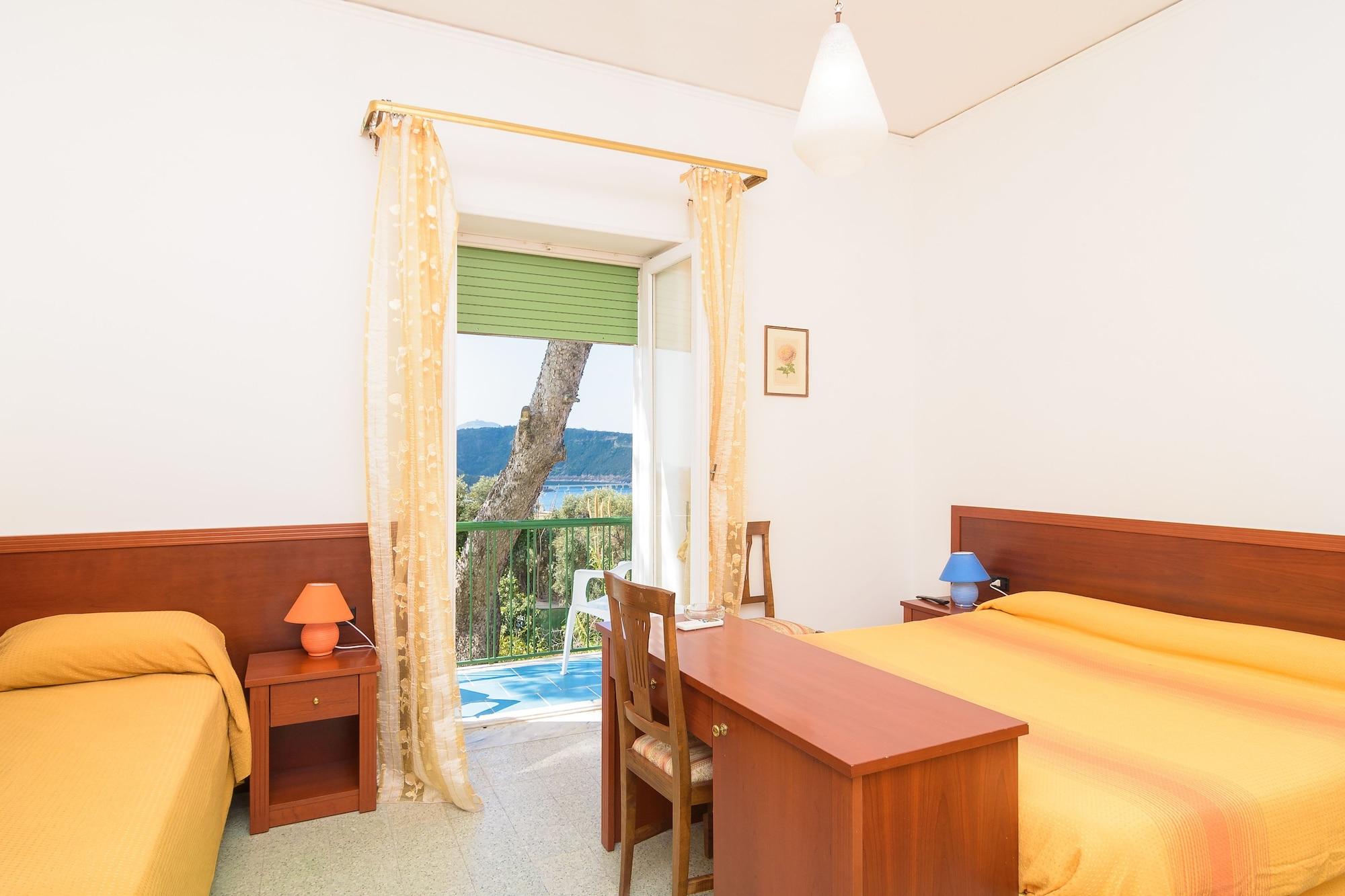 Hotel Riviera Procida Bagian luar foto