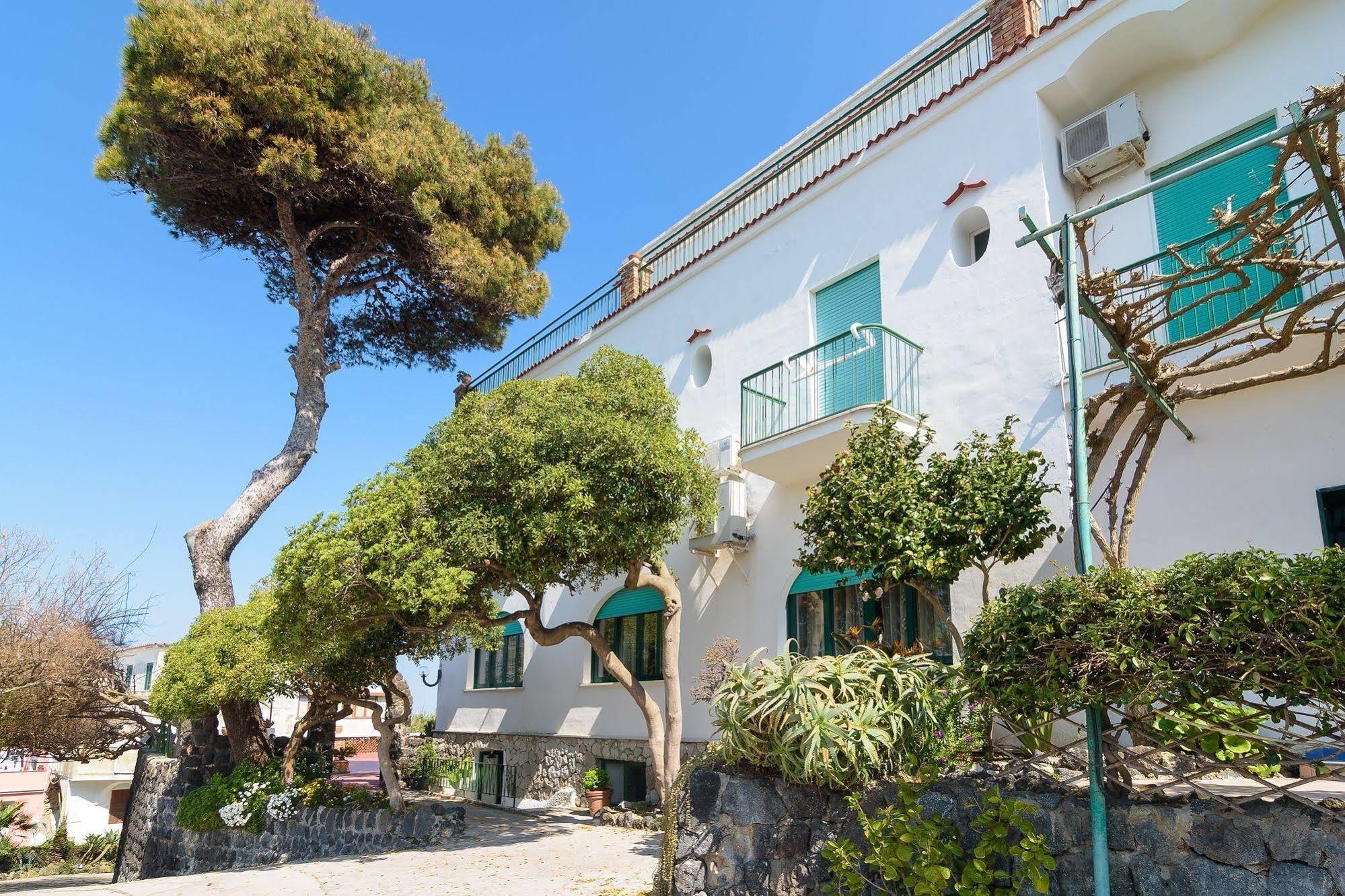 Hotel Riviera Procida Bagian luar foto