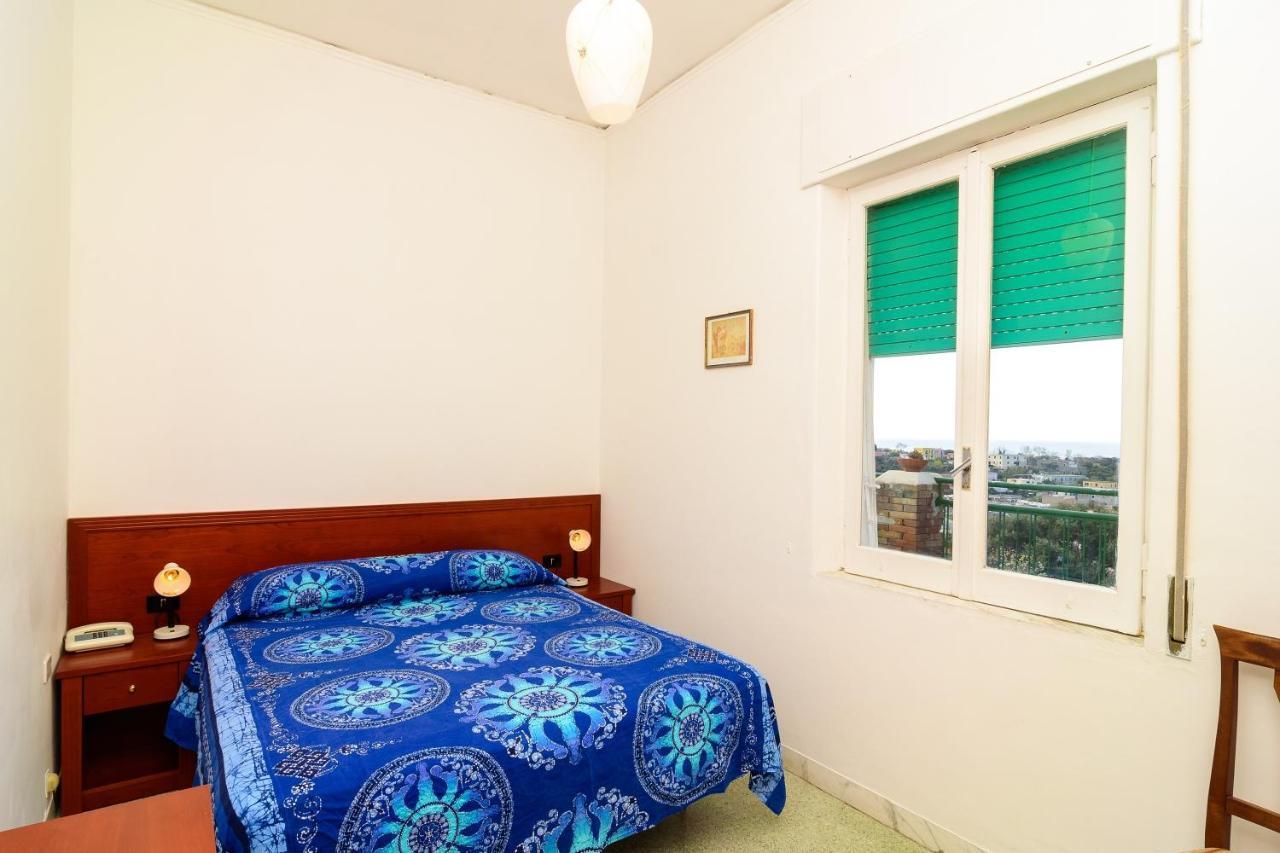 Hotel Riviera Procida Ruang foto
